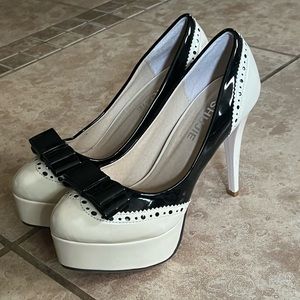 Shujie Red Bottom Heels